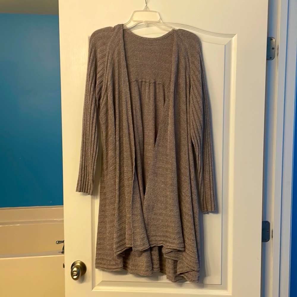 Womens cardigan. Size XL. Tommy Bahama